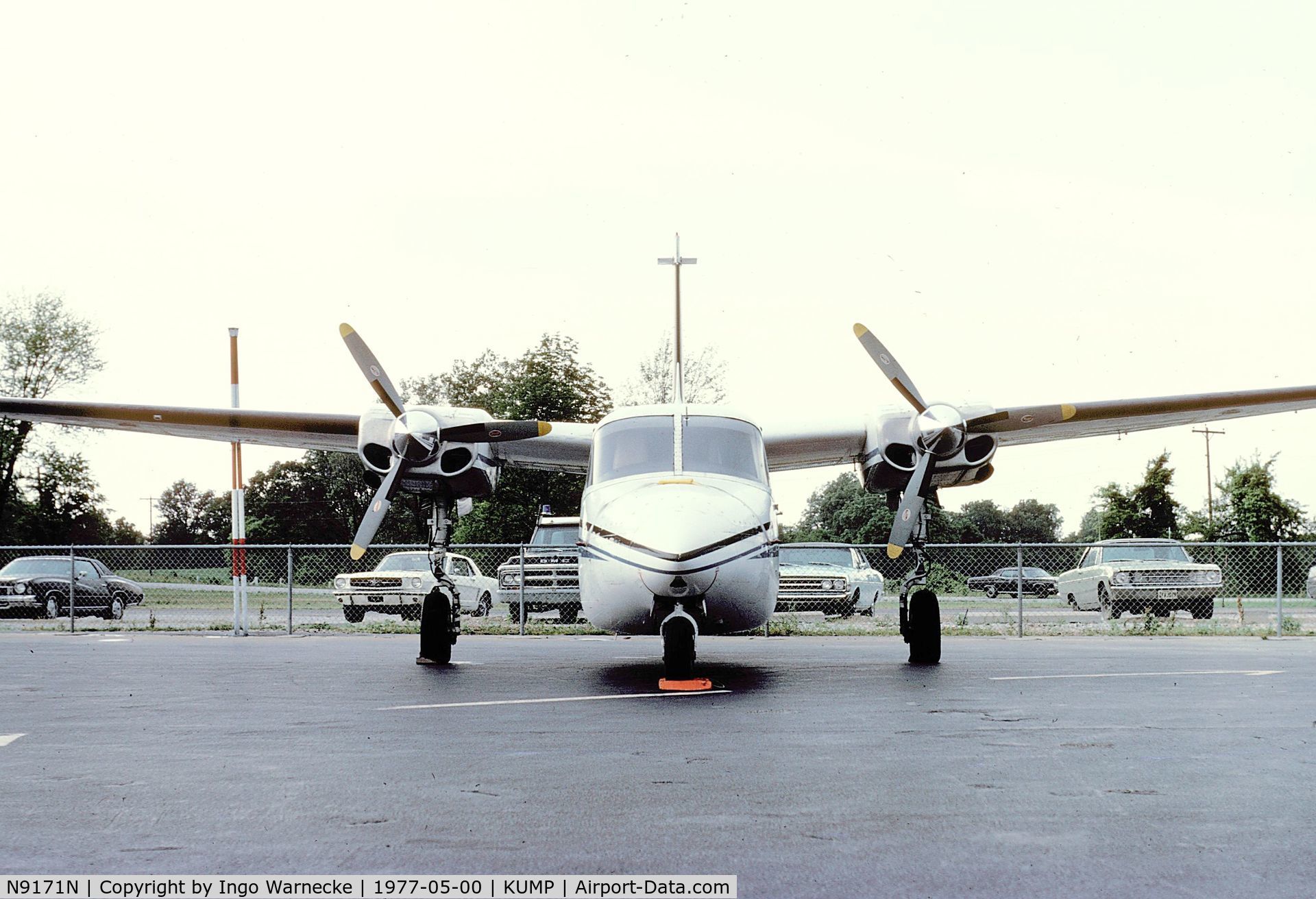 N9171N, Aero Commander 500 S C/N 3119, Aero Commander 500S at Indianapolis Metropolitan Airport, Indianapolis IN