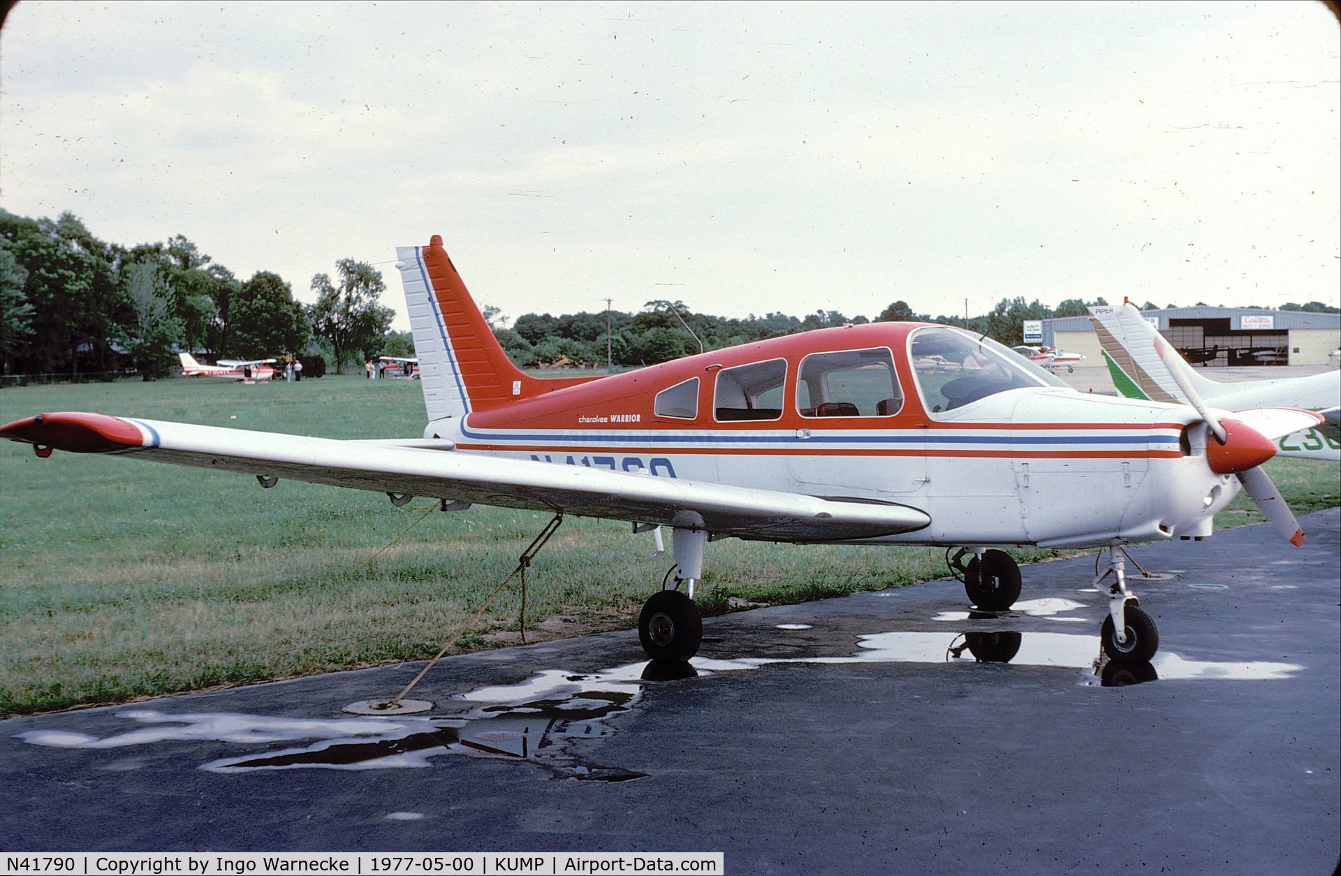 N41790, 1974 Piper PA-28-151 C/N 28-7415332, Piper PA-28-151 Cherokee Warrior at Indianapolis Metropolitan Airport, Indianapolis IN