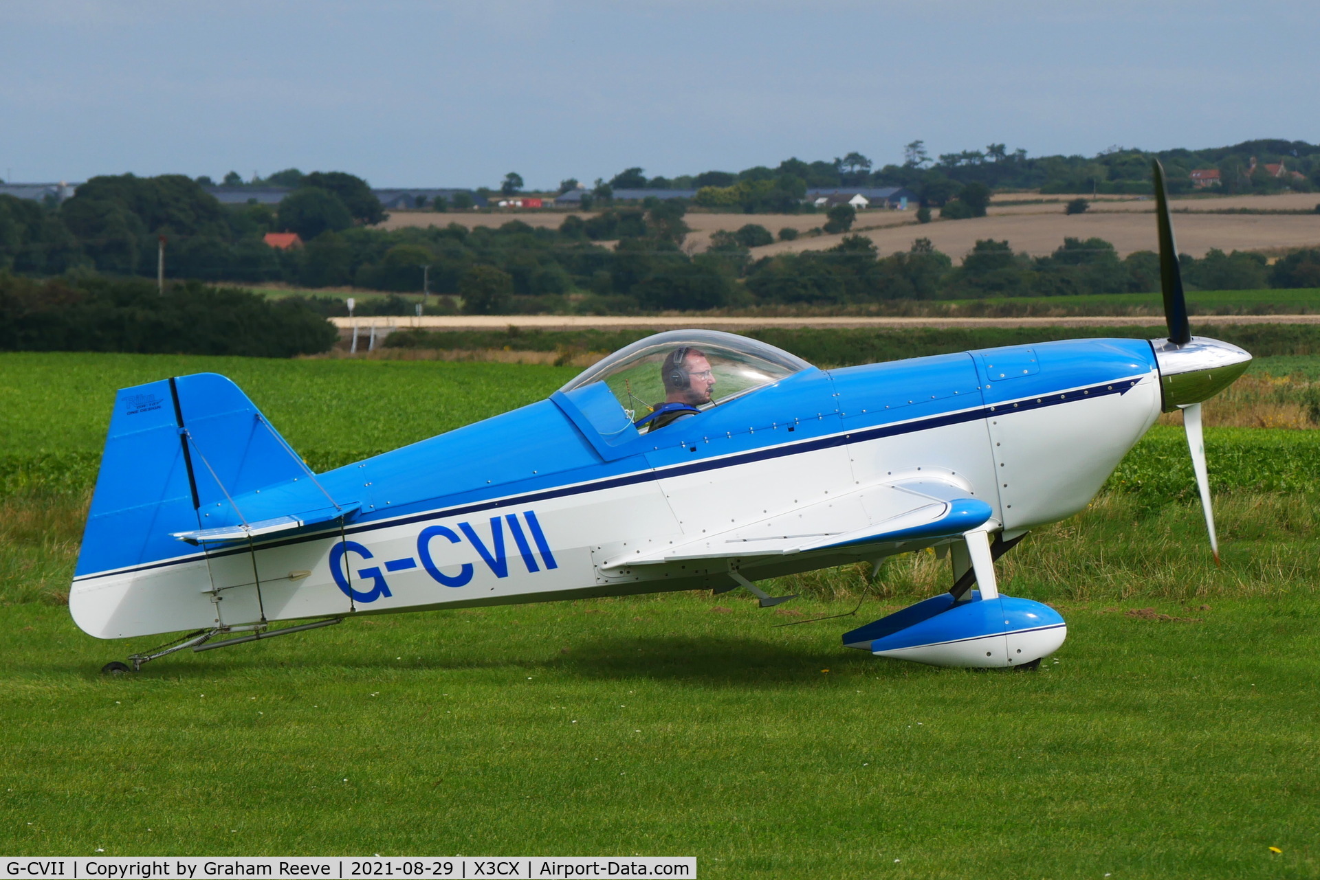 G-CVII, 2006 Rihn DR-107 One Design C/N PFA 264-14478, Just landed at Northrepps.