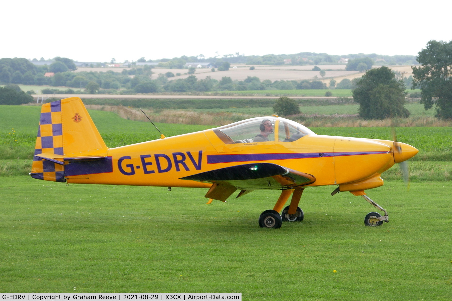 G-EDRV, 2004 Vans RV-6A C/N PFA 181A-13451, Just landed at Northrepps.