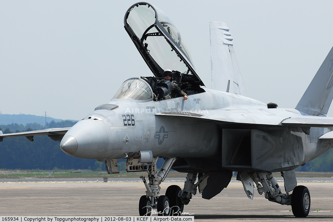165934, Boeing F/A-18F Super Hornet C/N F080, Back up jet down from the morning Demo