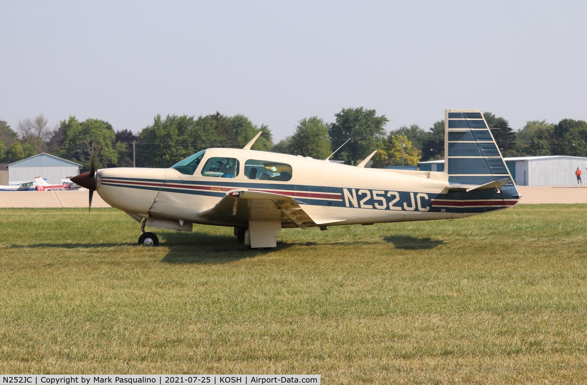 N252JC, 1986 Mooney M20K C/N 25-1008, Mooney M20K