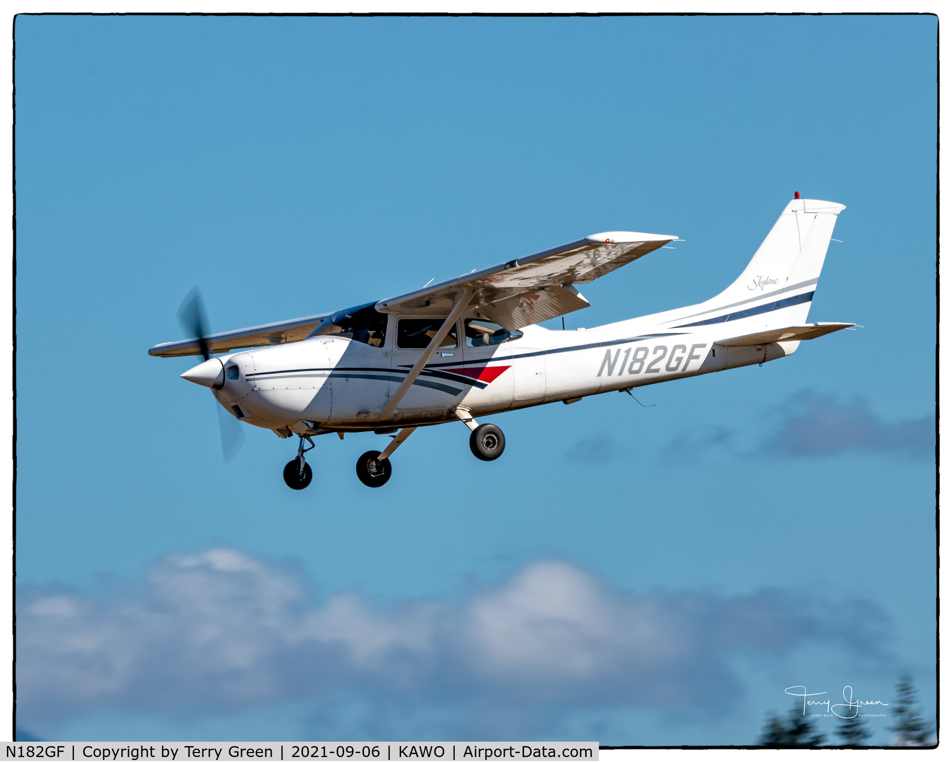 N182GF, Cessna 182S Skylane C/N 18280058, KAWO