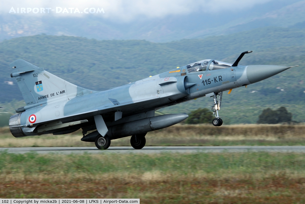 102, Dassault Mirage 2000C C/N 365, Take off