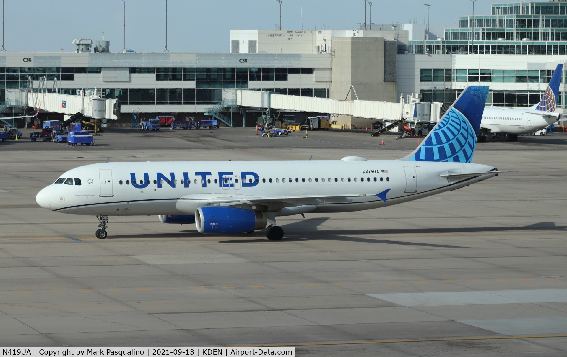 N419UA, 1994 Airbus A320-232 C/N 487, Airbus A320-232