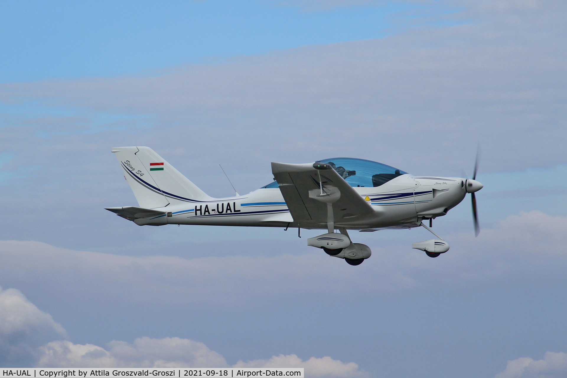 HA-UAL, 2011 TL Ultralight TL-2000 Sting S4 C/N 11ST358, In the airspace of Balatonfüred