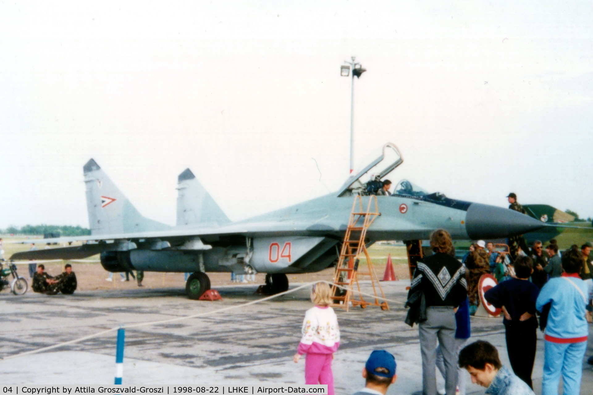04, Mikoyan-Gurevich MiG-29B C/N 2960535127/4508, LHKE - Kecskemét Air Base. Air Show 1998. Hungary
