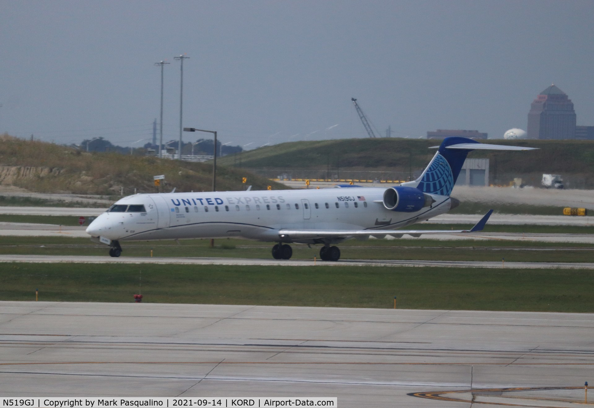 N519GJ, 2001 Bombardier CRJ-701 (CL-600-2C10) Regional Jet C/N 10026, CL-600-2C10