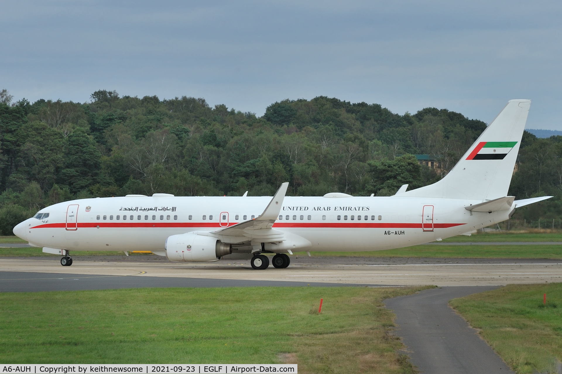 A6-AUH, 2002 Boeing 737-8EX BBJ2 C/N 33473, Arriving at Farnborough.