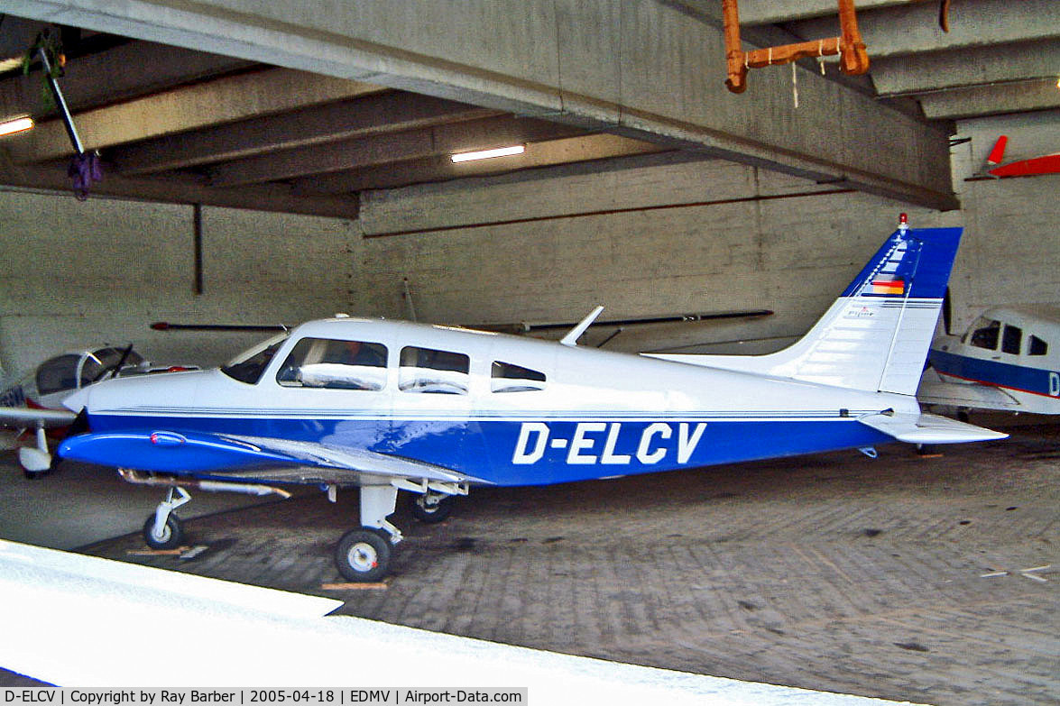 D-ELCV, Piper PA-28-161 Cherokee Warrior II C/N 28-8216045, D-ELCV   Piper PA-28-161 Warrior II [28-8216045] Vilshofen~D 18/04/2005