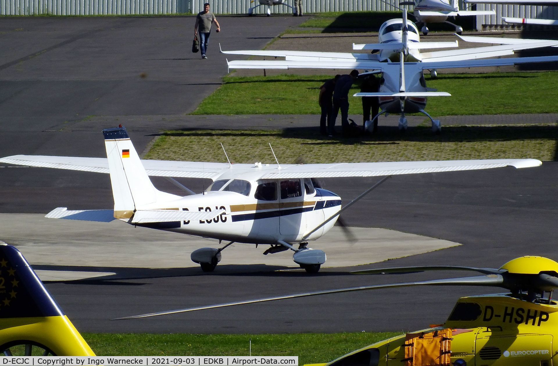 D-ECJC, 1970 Reims F172H Skyhawk C/N 0734, Cessna (Reims) F172H at Bonn-Hangelar airfield during the Grumman Fly-in 2021