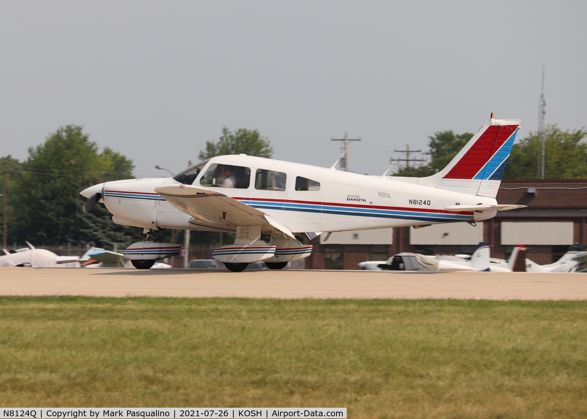 N8124Q, 1979 Piper PA-28-236 Dakota C/N 28-8011039, Piper PA-28-236