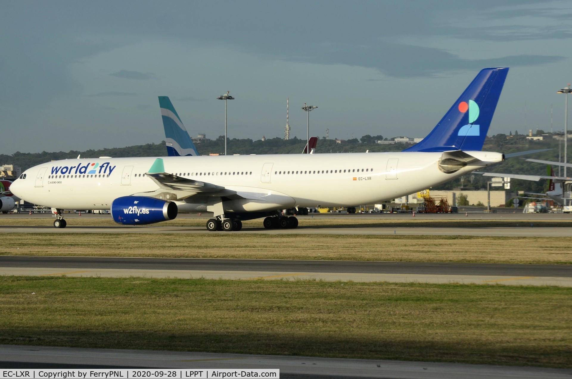 EC-LXR, 2010 Airbus A330-343X C/N 1097, World2Fly A333 taxiing-in after arrival from PUJ