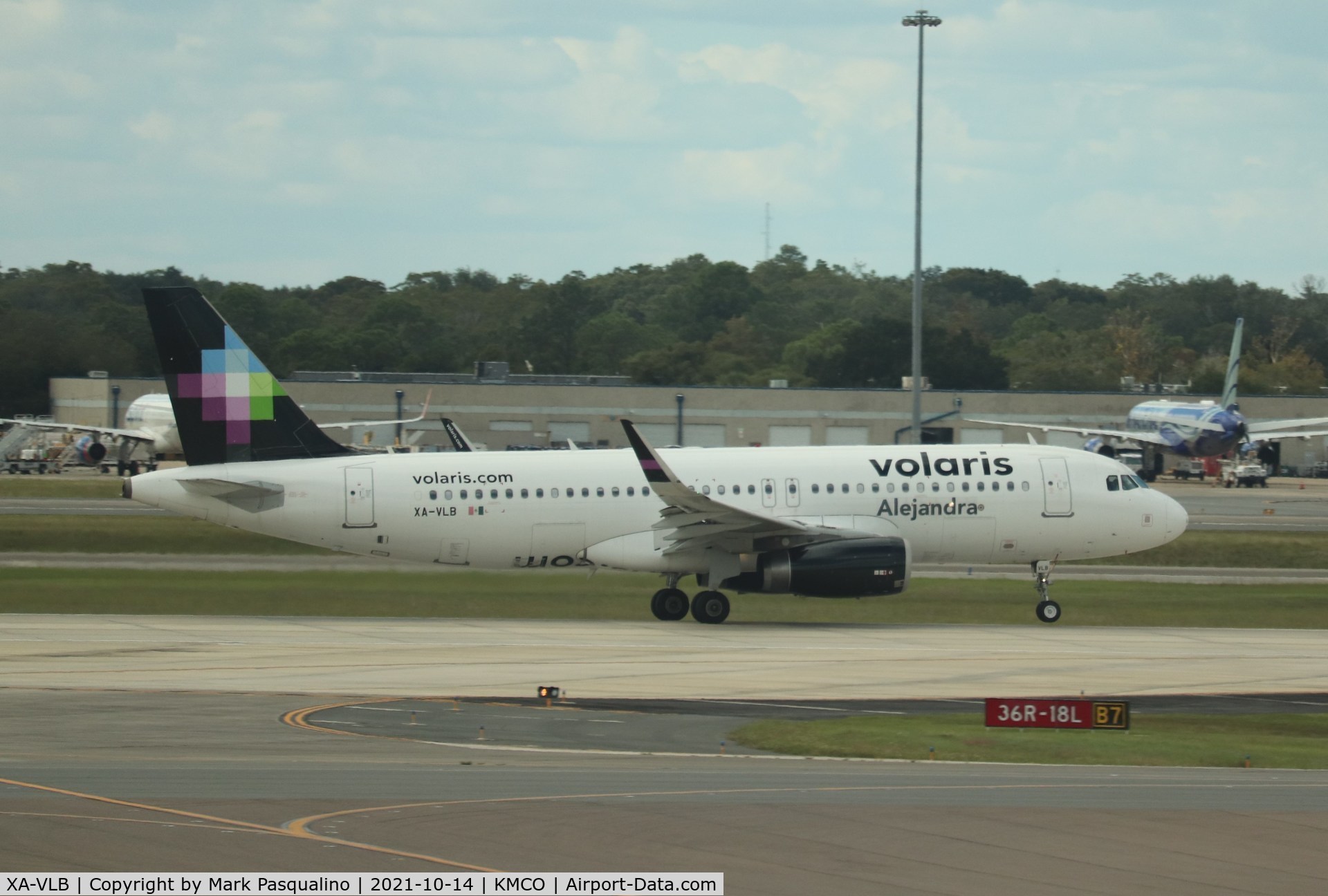 XA-VLB, 2014 Airbus A320-233 C/N 5988, Airbus A320-233