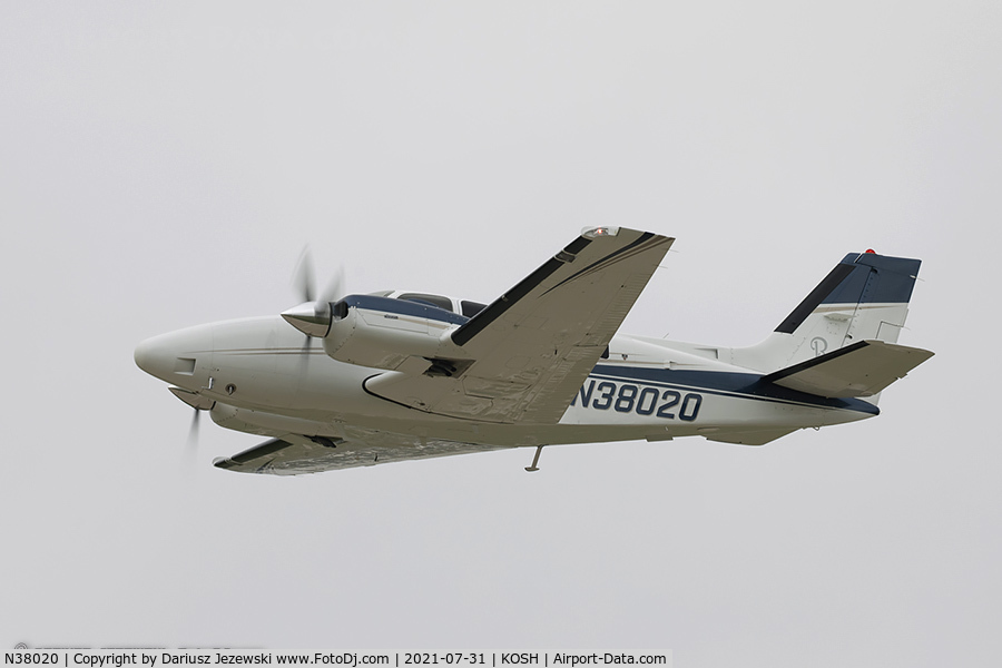 N38020, 1980 Beech 58 Baron C/N TH-1208, Beech 58 Baron  C/N TH-1208, N38020