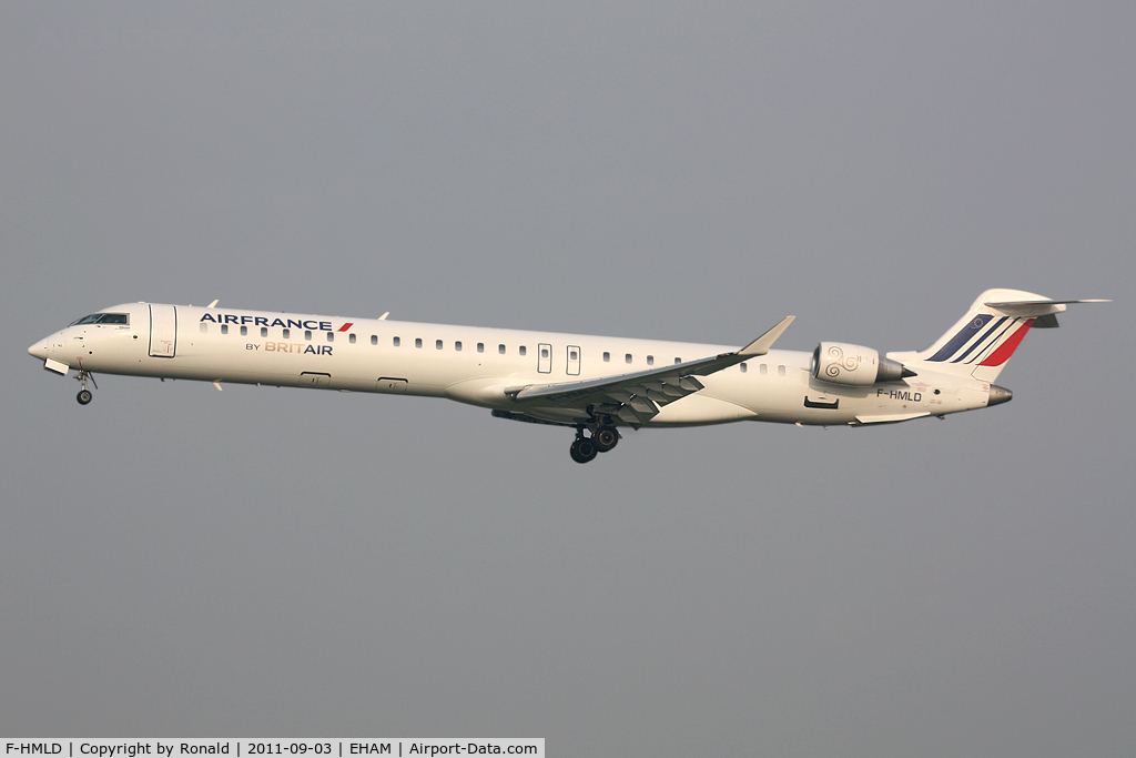 F-HMLD, 2010 Bombardier CRJ-1000EL NG (CL-600-2E25) C/N 19007, at spl