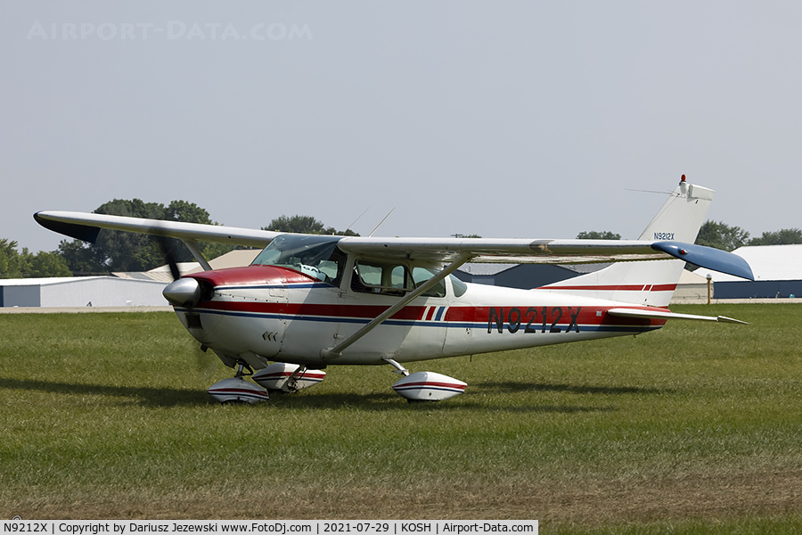 N9212X, 1961 Cessna 182E Skylane C/N 18253612, Cessna 182E Skylane  C/N 18253612, N9212X