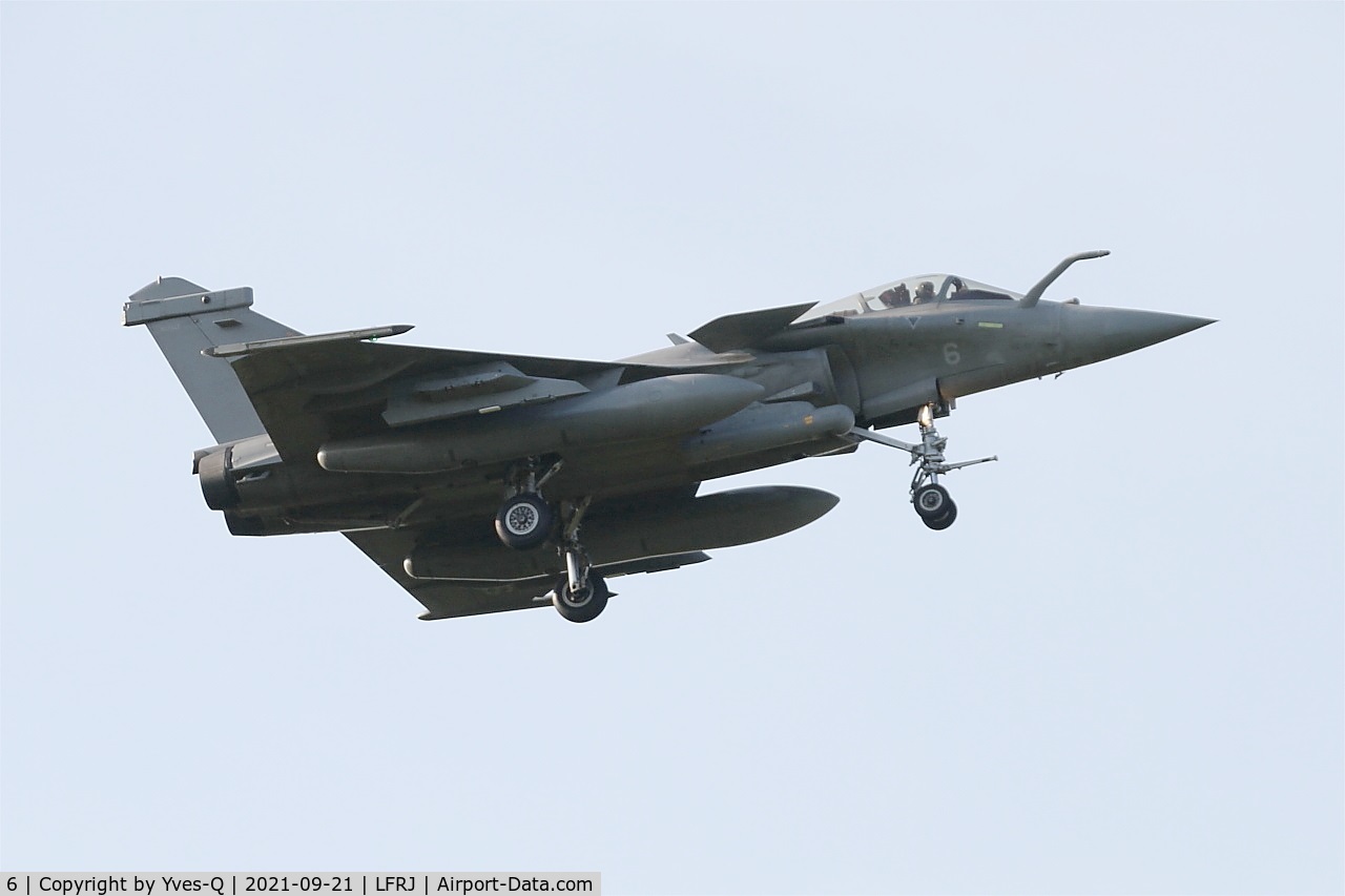 6, Dassault Rafale M C/N 6, Dassault Rafale M, Short approach rwy 07, Landiviau naval air base (LFRJ)