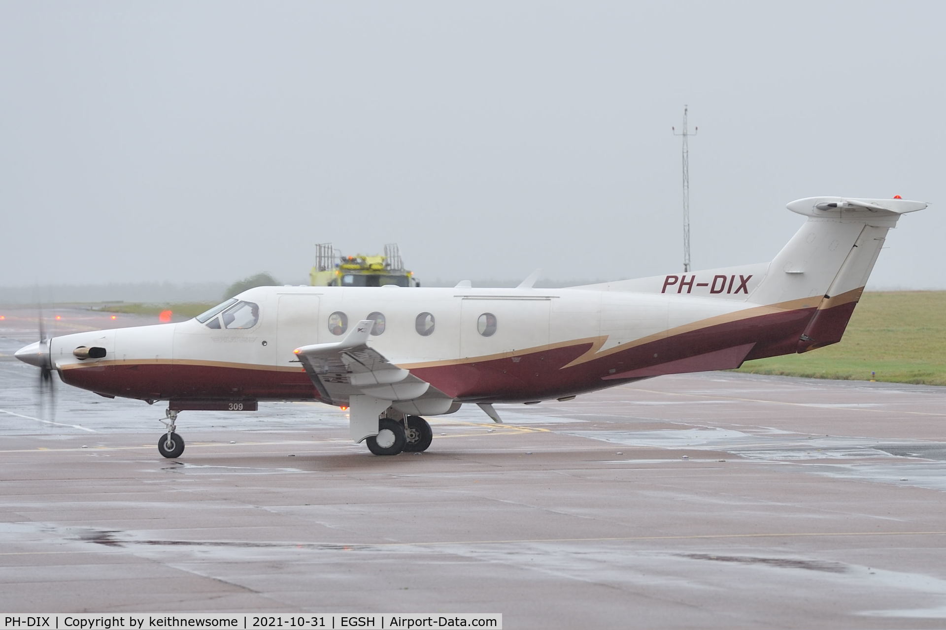 PH-DIX, 2000 Pilatus PC-12/45 C/N 309, Arriving at Norwich from Amsterdam.
