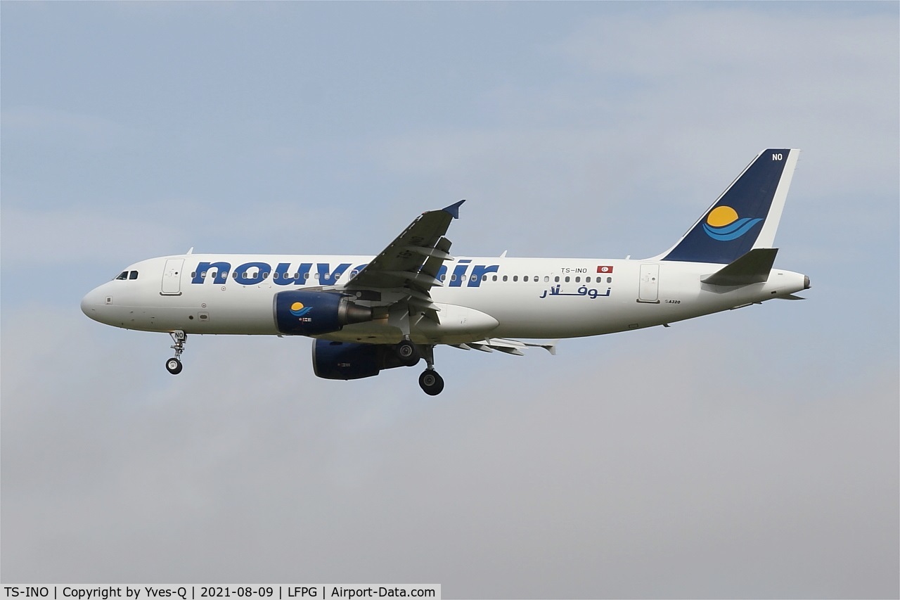 TS-INO, 2008 Airbus A320-214 C/N 3480, Airbus A320-214, On final rwy 26L, Roissy Charles De Gaulle airport (LFPG-CDG)