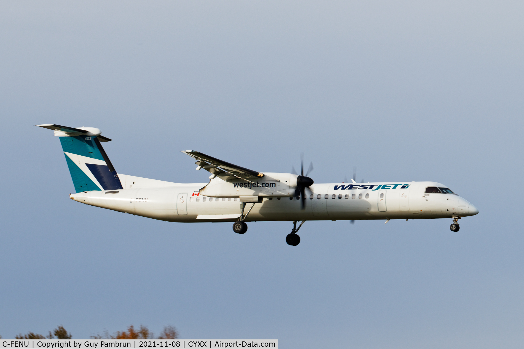 C-FENU, 2013 De Havilland Canada DHC-8-402Q Dash 8 C/N 4446, Landing on 07