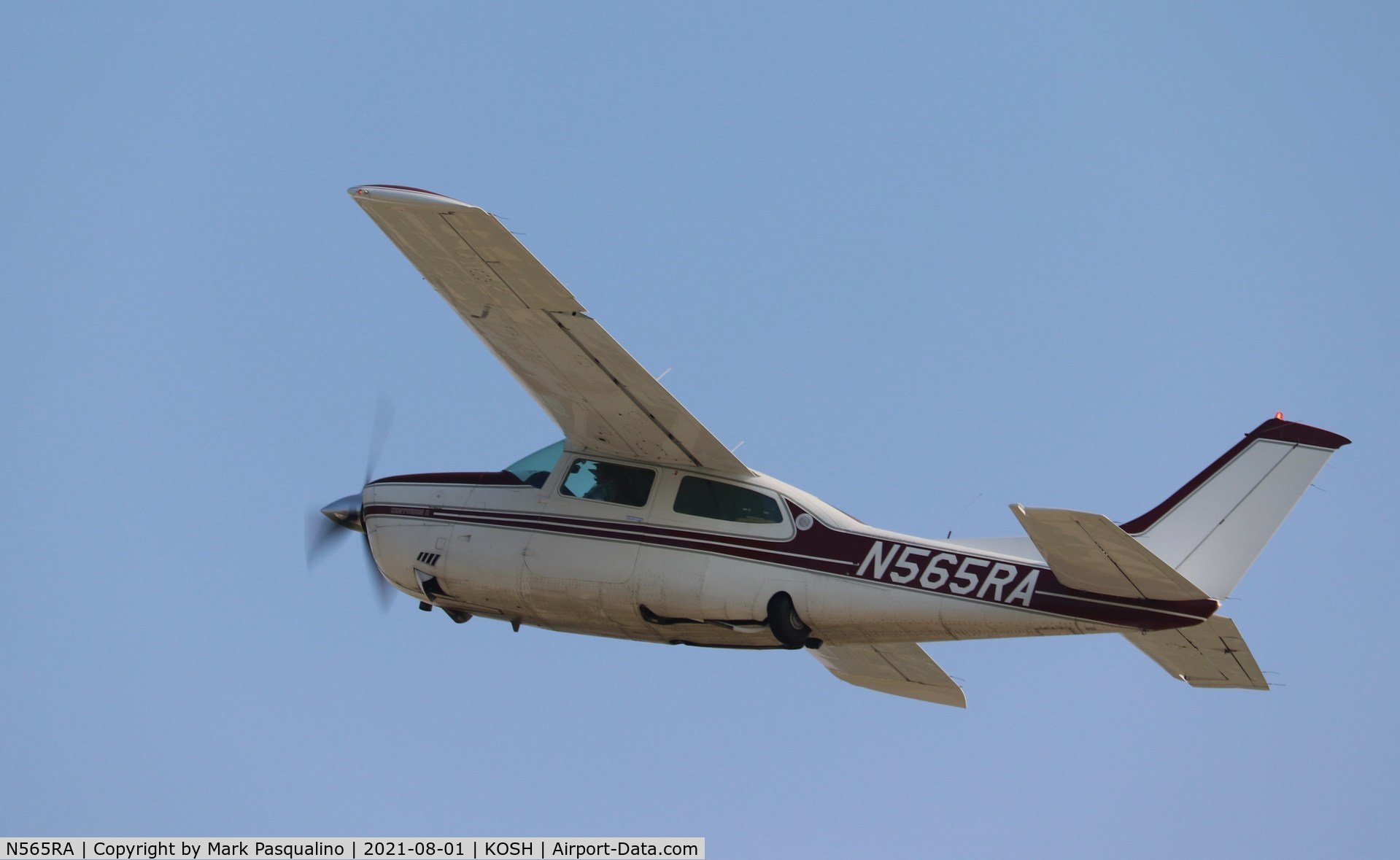 N565RA, 1977 Cessna T210M Turbo Centurion C/N 21062347, Cessna T210M