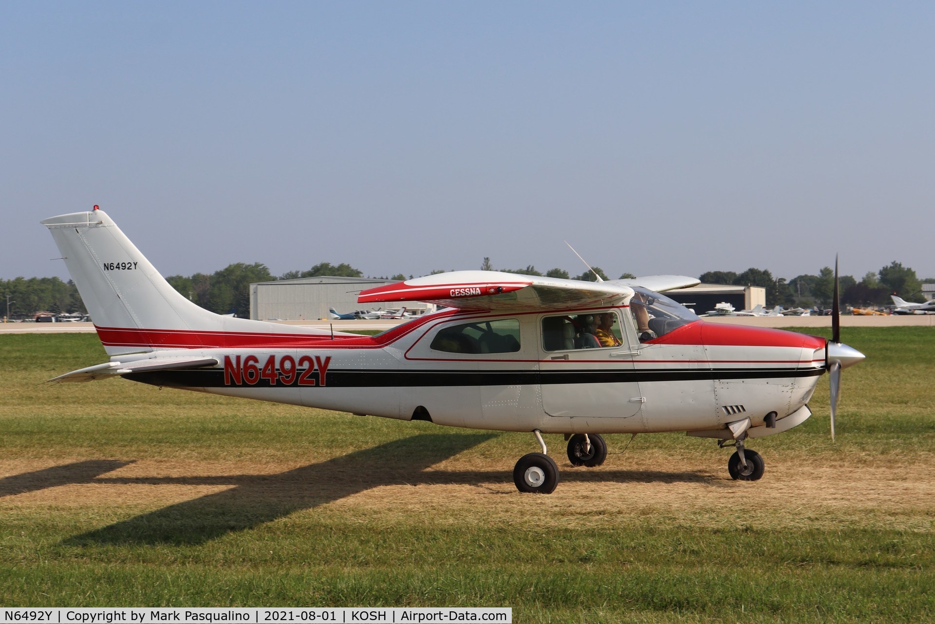 N6492Y, 1981 Cessna T210N Turbo Centurion C/N 21064404, Cessna T210N