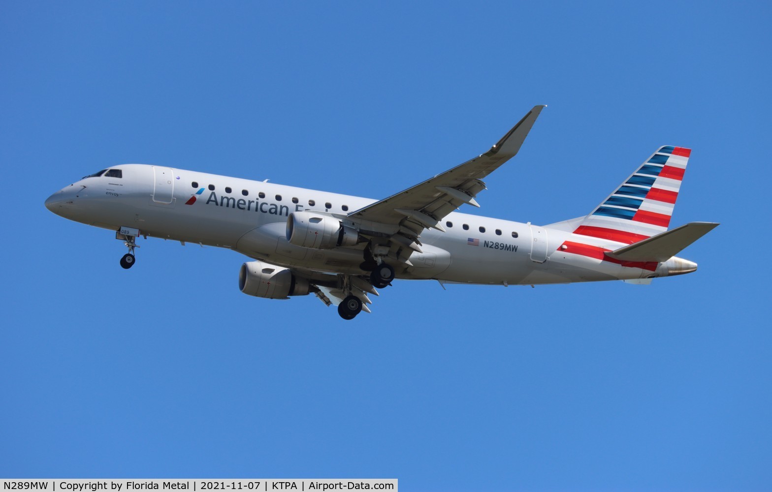 N289MW, 2019 Embraer 175LR (ERJ-170-200LR) C/N 17000840, American Eagle