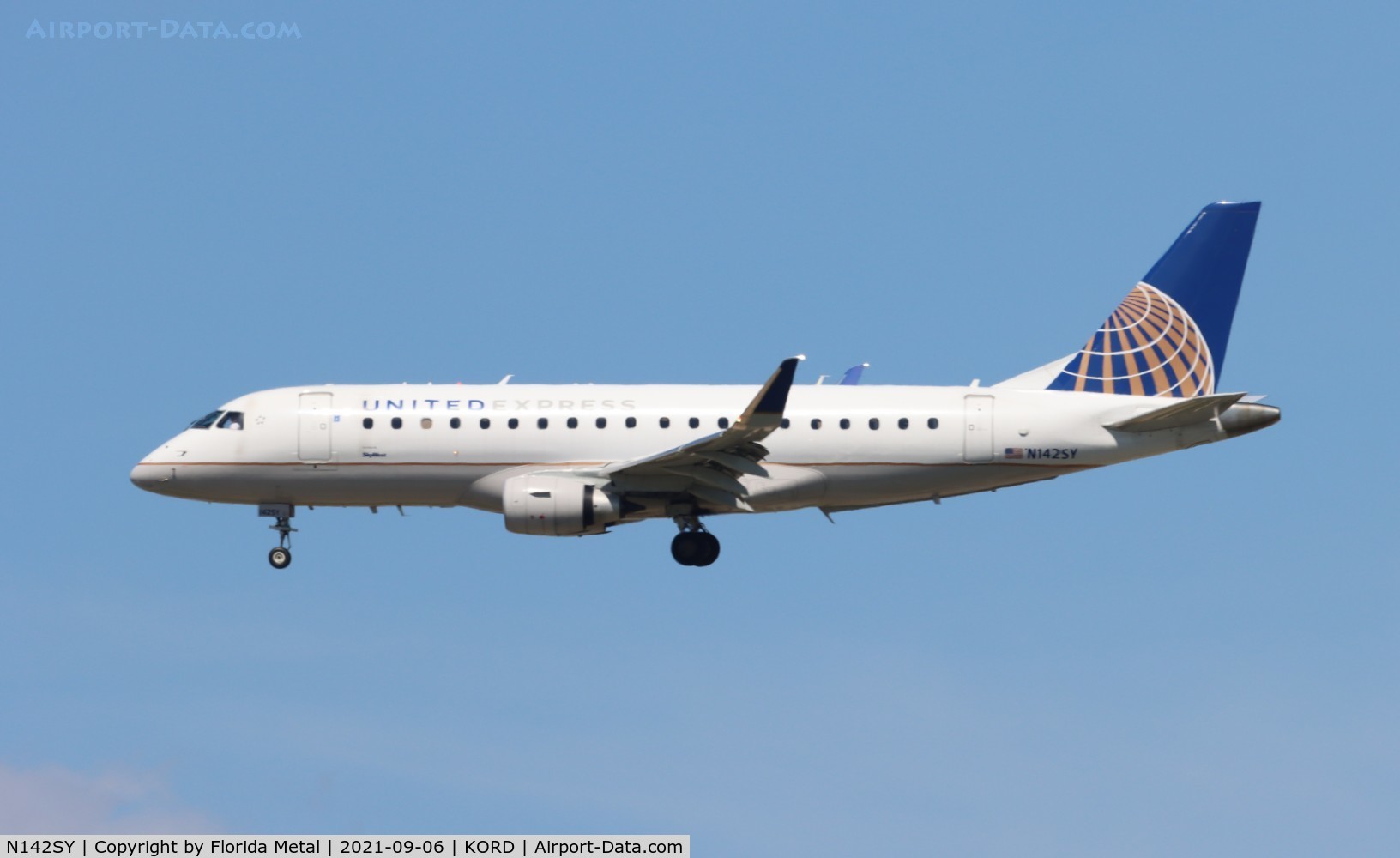 N142SY, 2015 Embraer 175LR (ERJ-170-200LR) C/N 17000475, ORD 2021