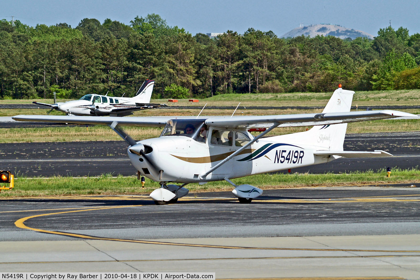 N5419R, 1965 Cessna 172F C/N 17252962, N5419R   Cessna 172F [172-52962] Atlanta-Dekalb Peachtree~N 18/04/2010