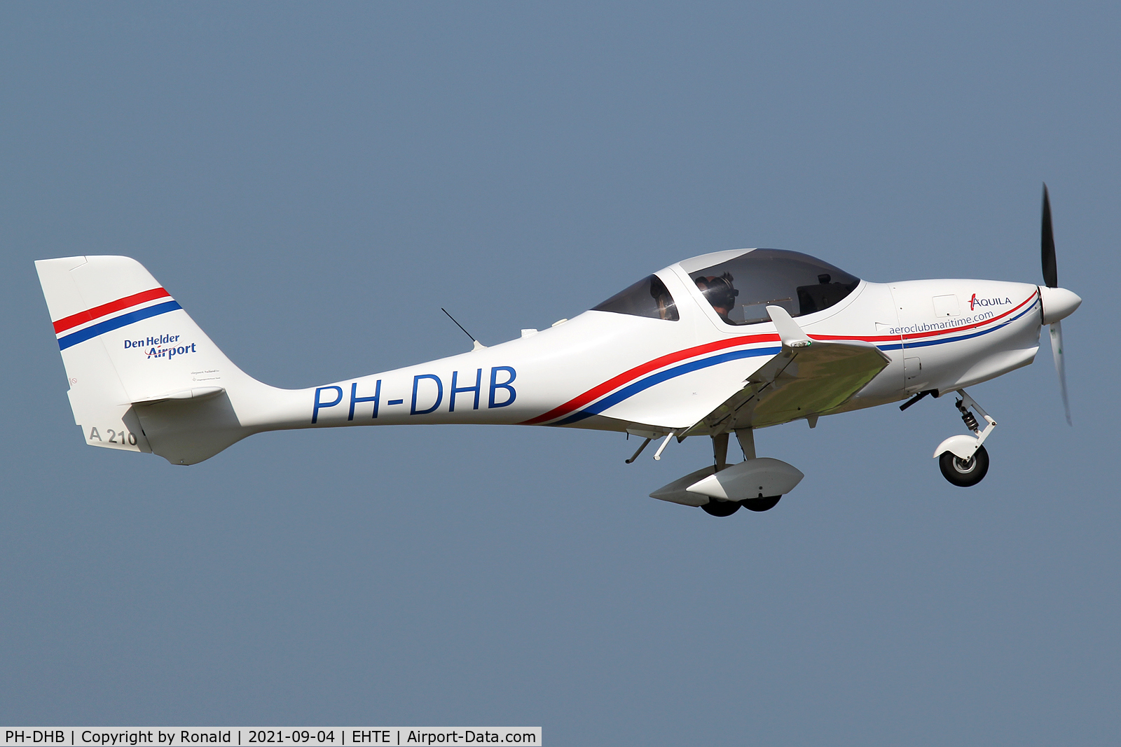 PH-DHB, 2010 Aquila A210 (AT01) C/N AT01-203, at teuge