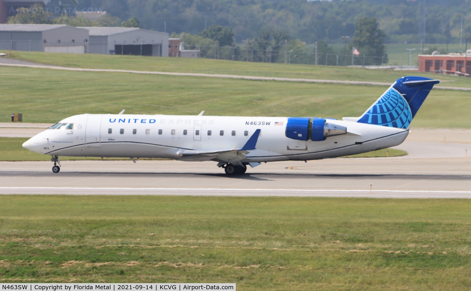 N463SW, 2003 Bombardier CRJ-200LR (CL-600-2B19) C/N 7820, CVG 2021