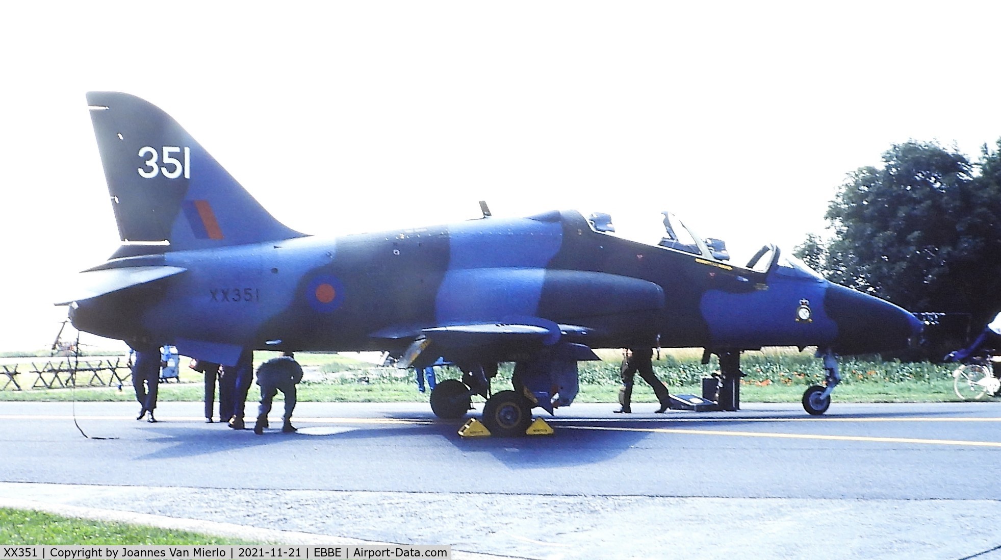 XX351, 1981 Hawker Siddeley Hawk T.1A C/N 201/312175, Slide scan