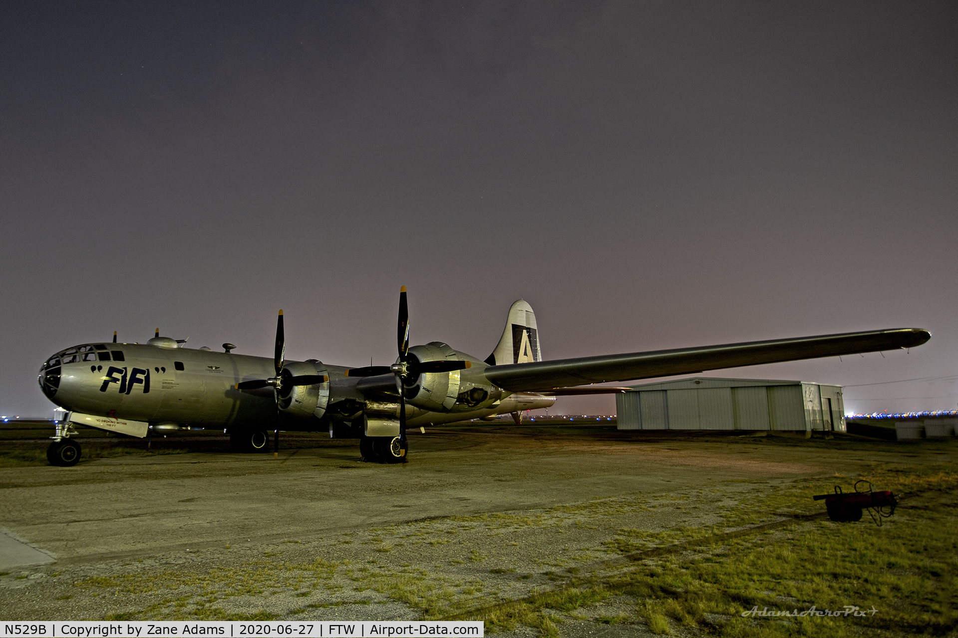 N529B, 1944 Boeing B-29A-60-BN Superfortress C/N 11547, Fifi at night