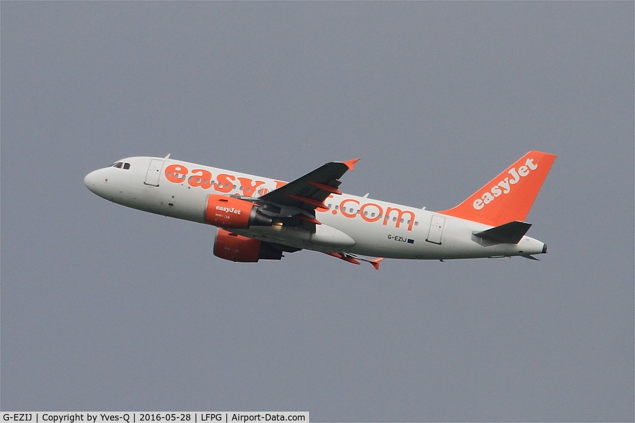G-EZIJ, 2005 Airbus A319-111 C/N 2477, Airbus A319-111, Climbing from rwy 08L, Roissy Charles De Gaulle airport (LFPG-CDG)