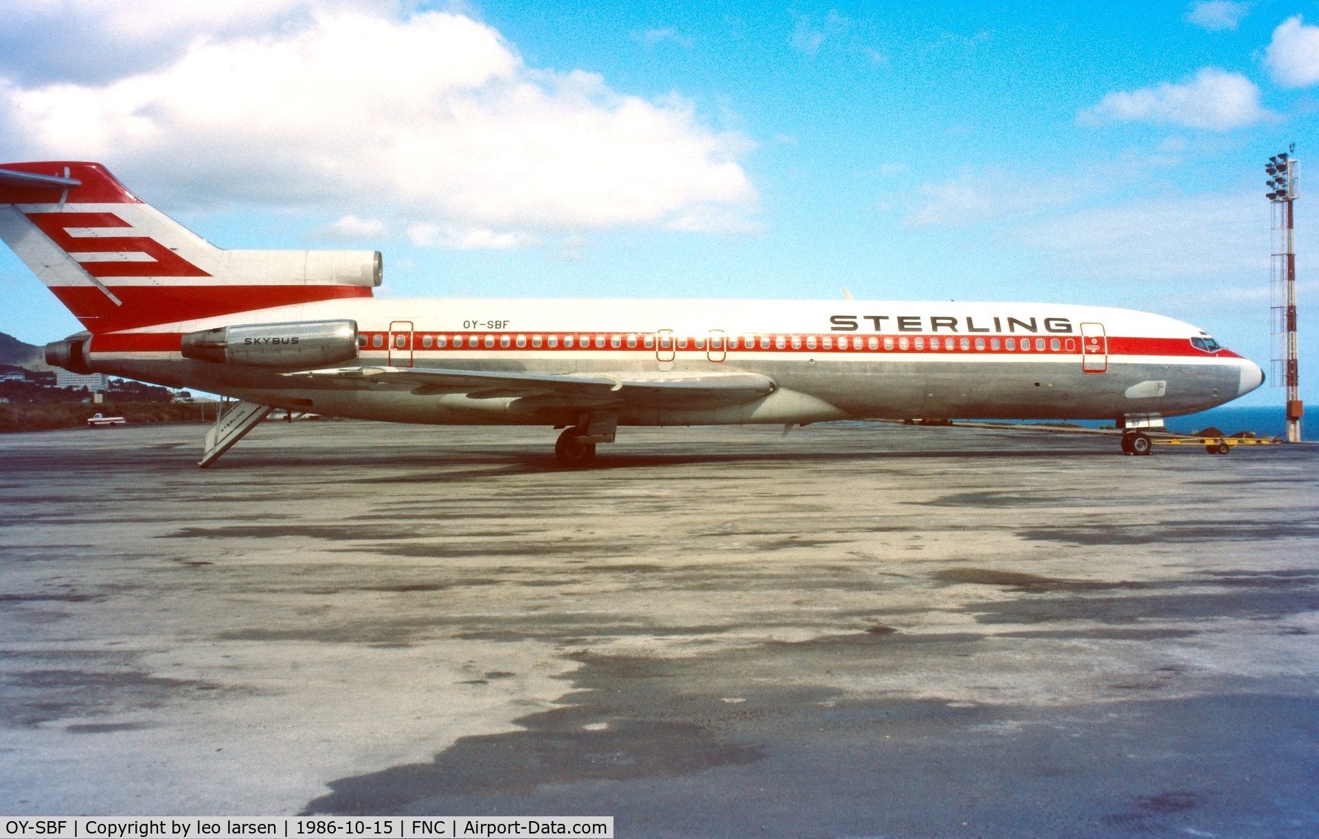 OY-SBF, 1980 Boeing 727-2J4F C/N 22080, Funchal 15.10.1986 First Sterling Airways in FNC.School Flight.