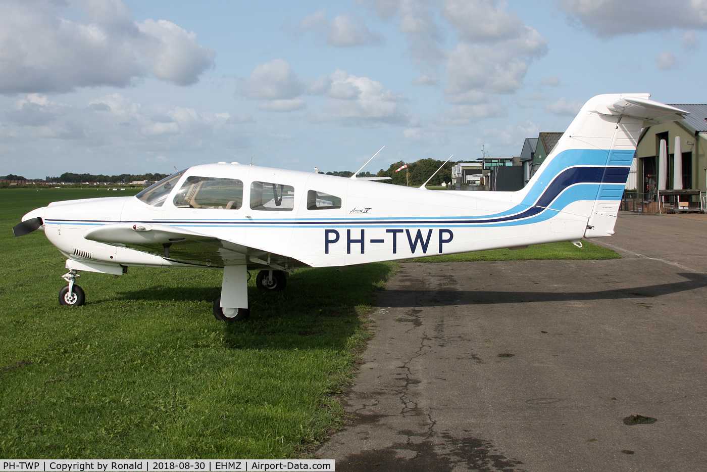 PH-TWP, Piper PA-28RT-201 Arrow IV C/N 28R-7918215, at ehmz