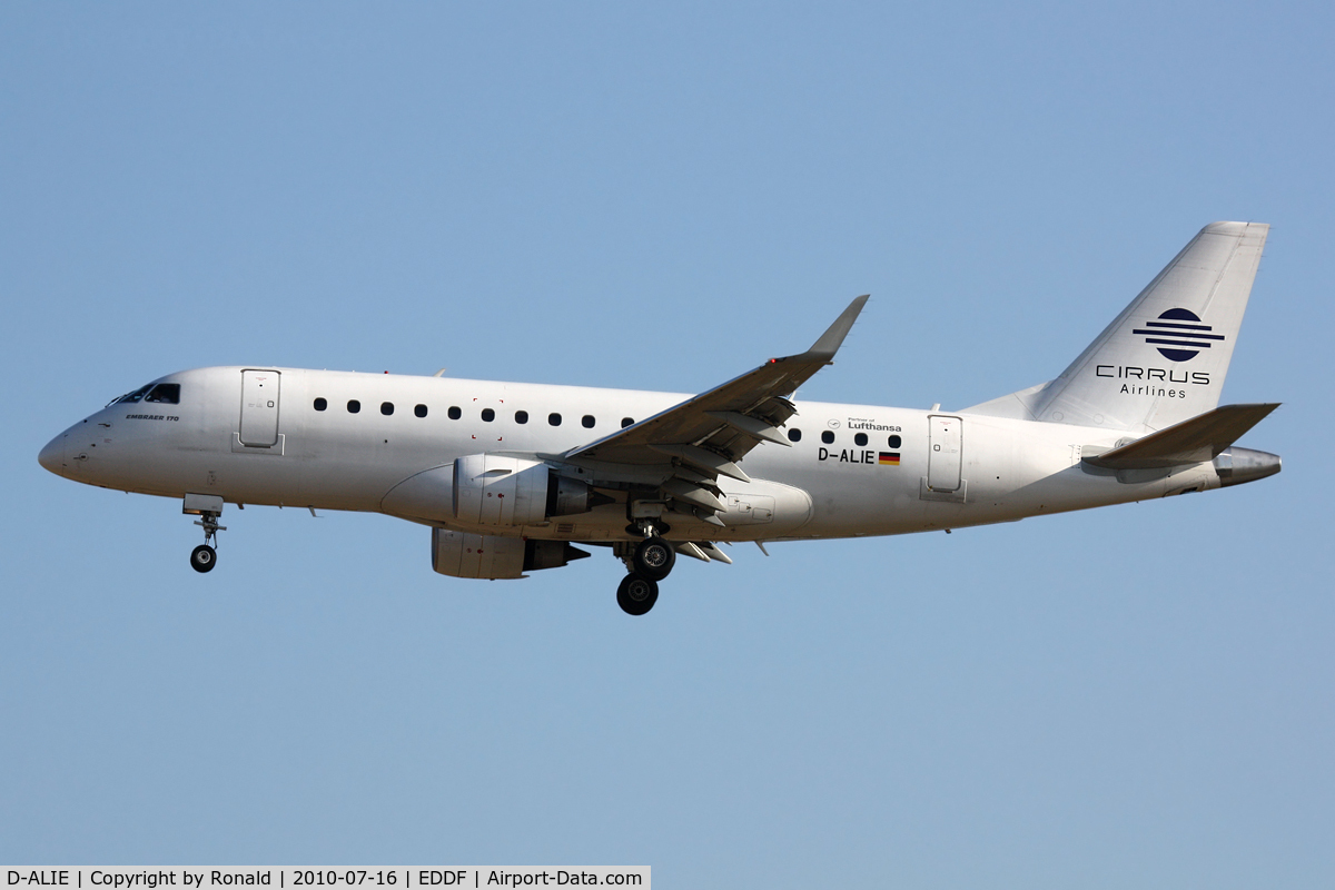 D-ALIE, 2004 Embraer 170LR (ERJ-170-100LR) C/N 17000059, at fra