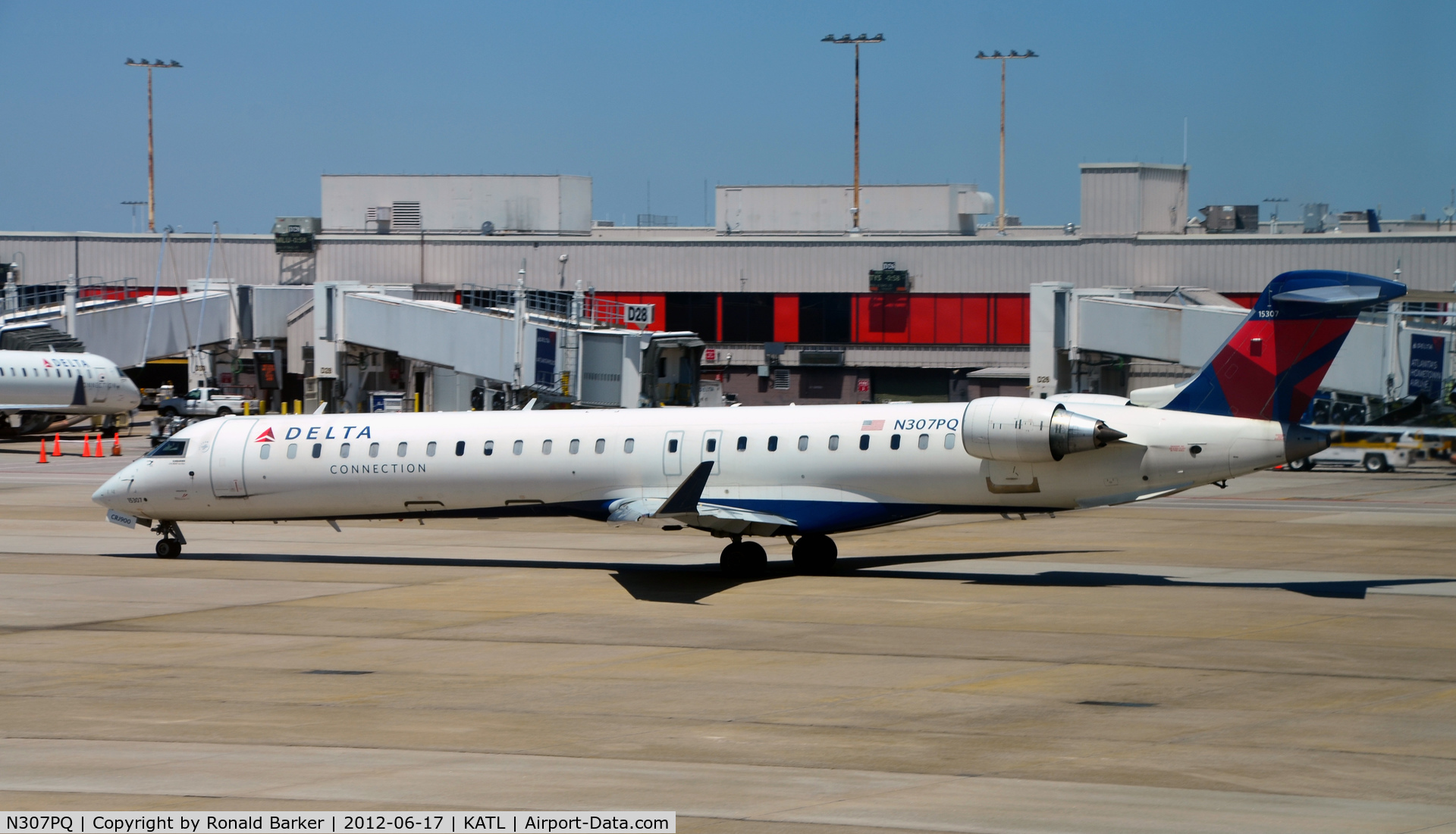 N307PQ, 2014 Bombardier CRJ-900LR NG (CL-600-2D24) C/N 15307, Taxi Atlanta