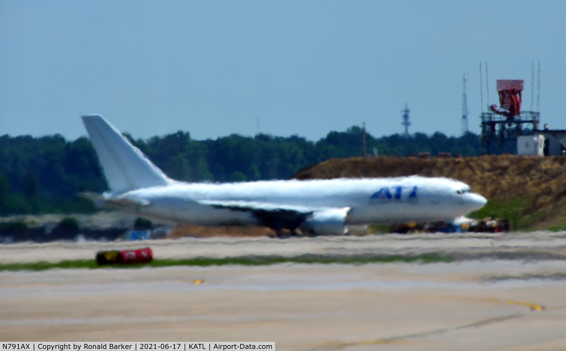 N791AX, 1984 Boeing 767-281 C/N 23141, Taxi for takeoff Atlanta