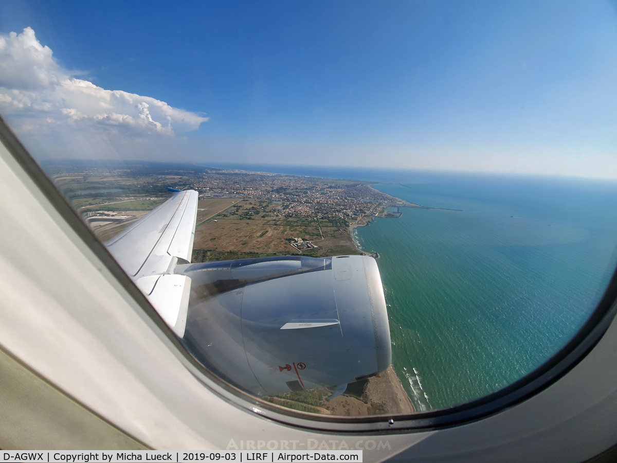 D-AGWX, 2013 Airbus A319-132 C/N 5569, Climbing out of Fiumicino (FCO-CGN)