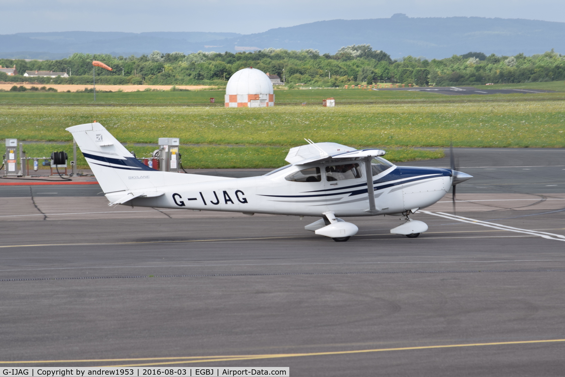 G-IJAG, 2005 Cessna 182T Skylane C/N 18281683, G-IJAG at Gloucestershire Airport.
