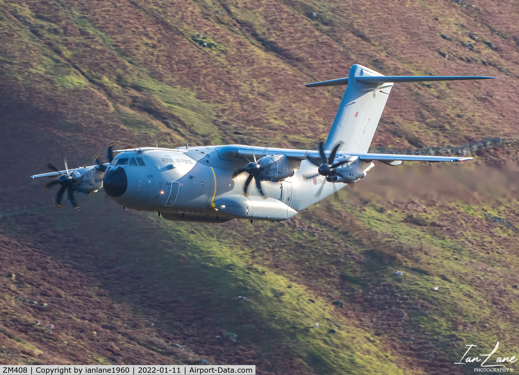 ZM408, 2015 Airbus A400M Atlas C.1 C/N 027, Low level in the lake district