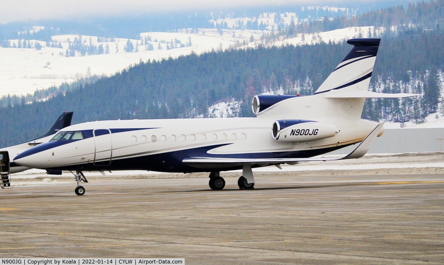 N900JG, 2010 Dassault Falcon 7X C/N 115, Nice livery and 