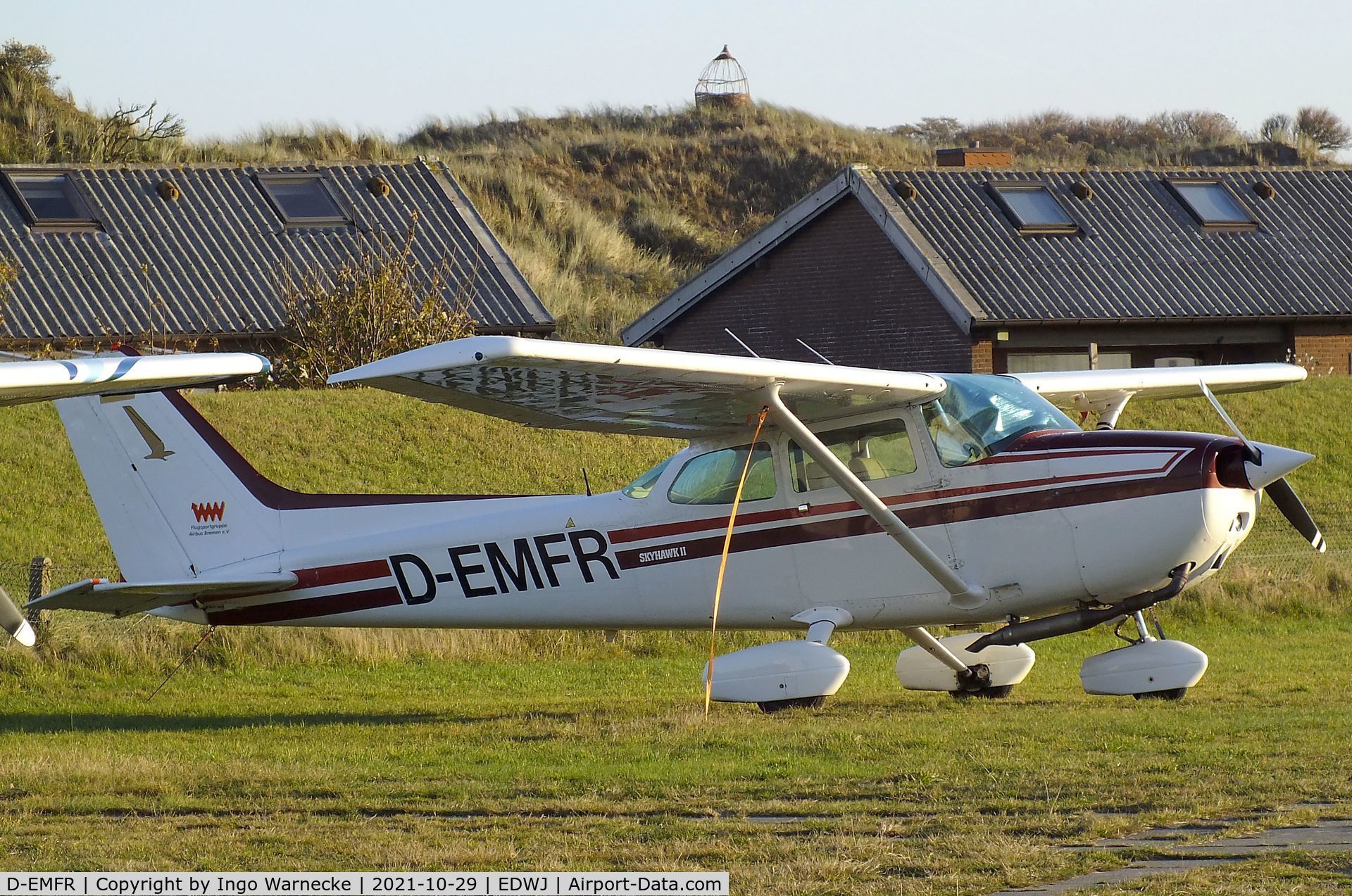 D-EMFR, Cessna 172P Skyhawk II C/N 17274651, Cessna 172P Skyhawk II at Juist airfield