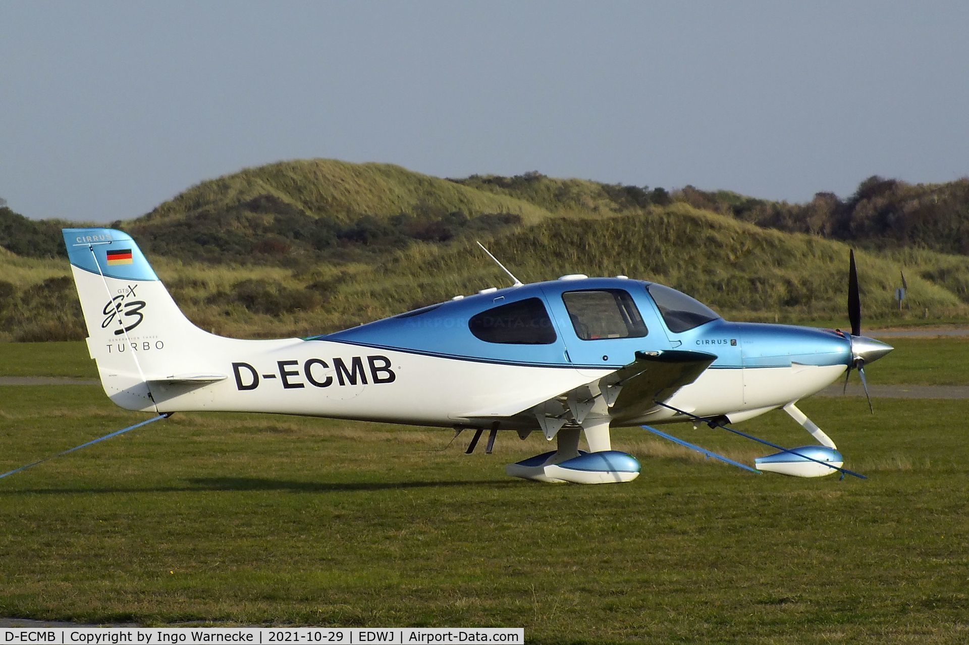 D-ECMB, Cirrus SR22 G3 GTSX Turbo C/N 2775, Cirrus SR22 G3 GTSX Turbo at Juist airfield
