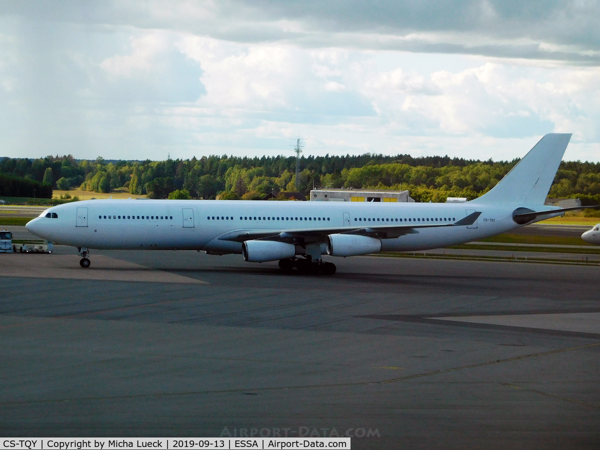 CS-TQY, 1997 Airbus A340-313X C/N 190, At Arlanda