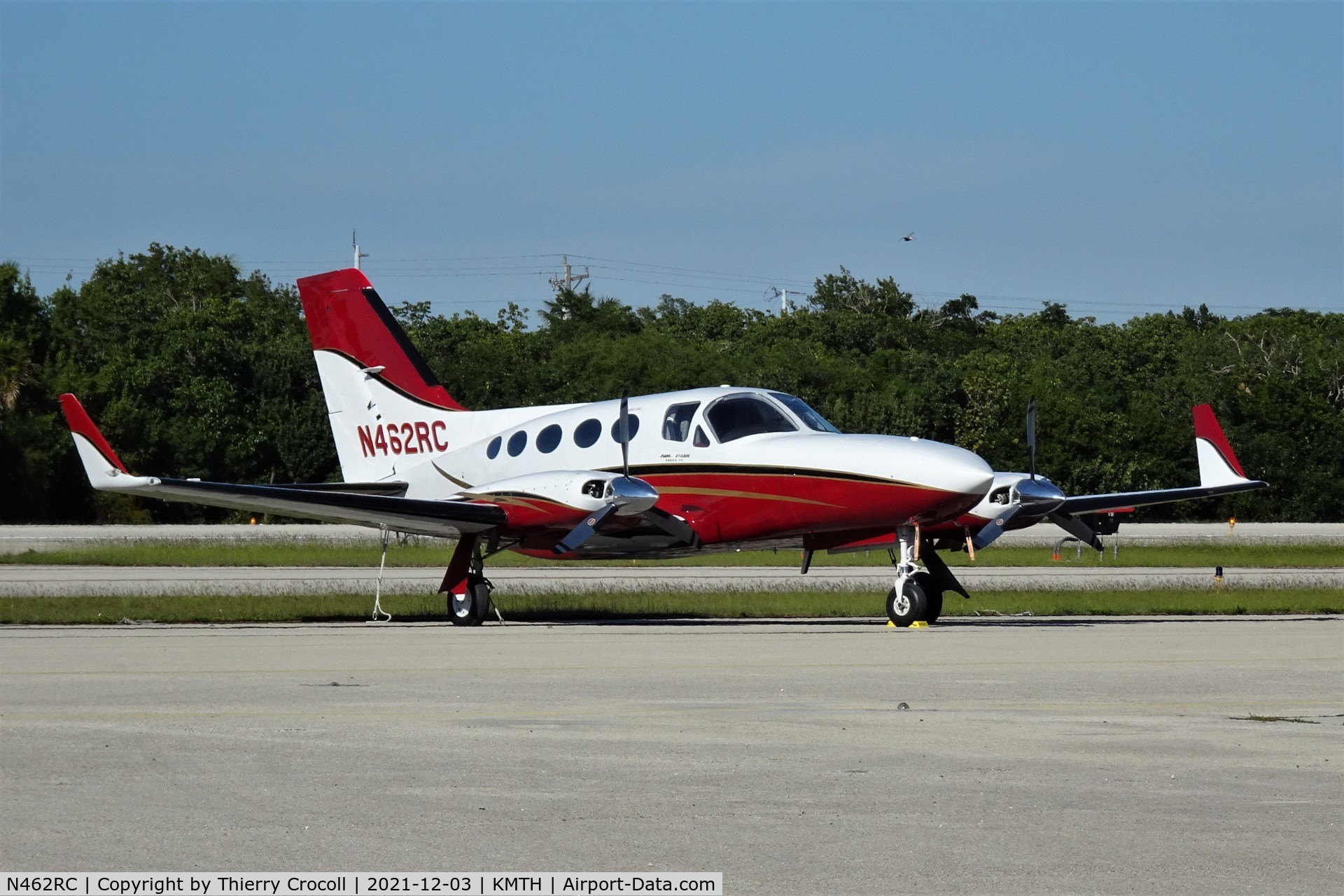 N462RC, Cessna 414A Chancellor C/N 414A0462, Parked at Marathon Airport, FL