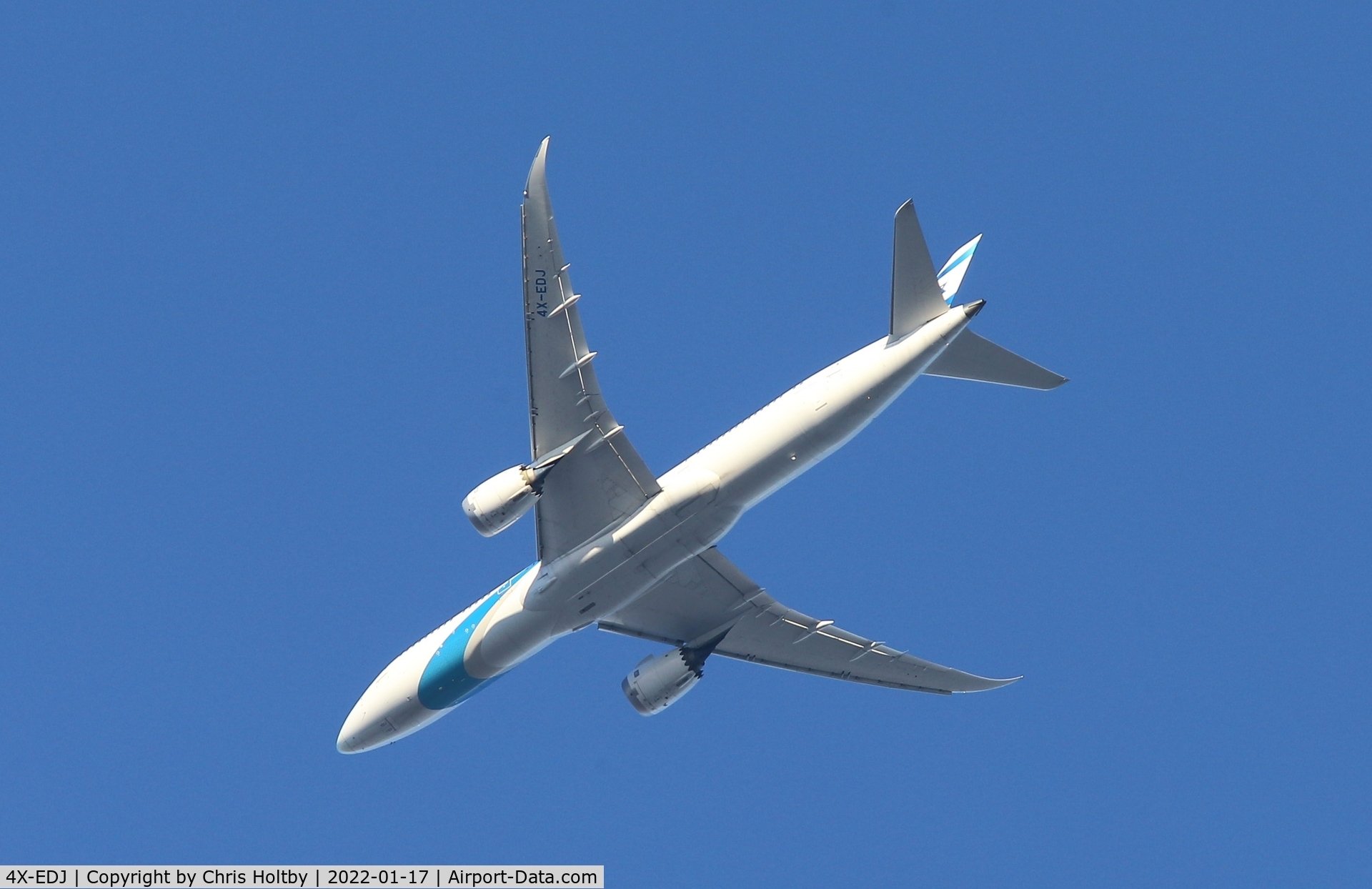 4X-EDJ, 2019 Boeing 787-9 Dreamliner Dreamliner C/N 65086, El-Al Dreamliner over Surrey out of Heathrow