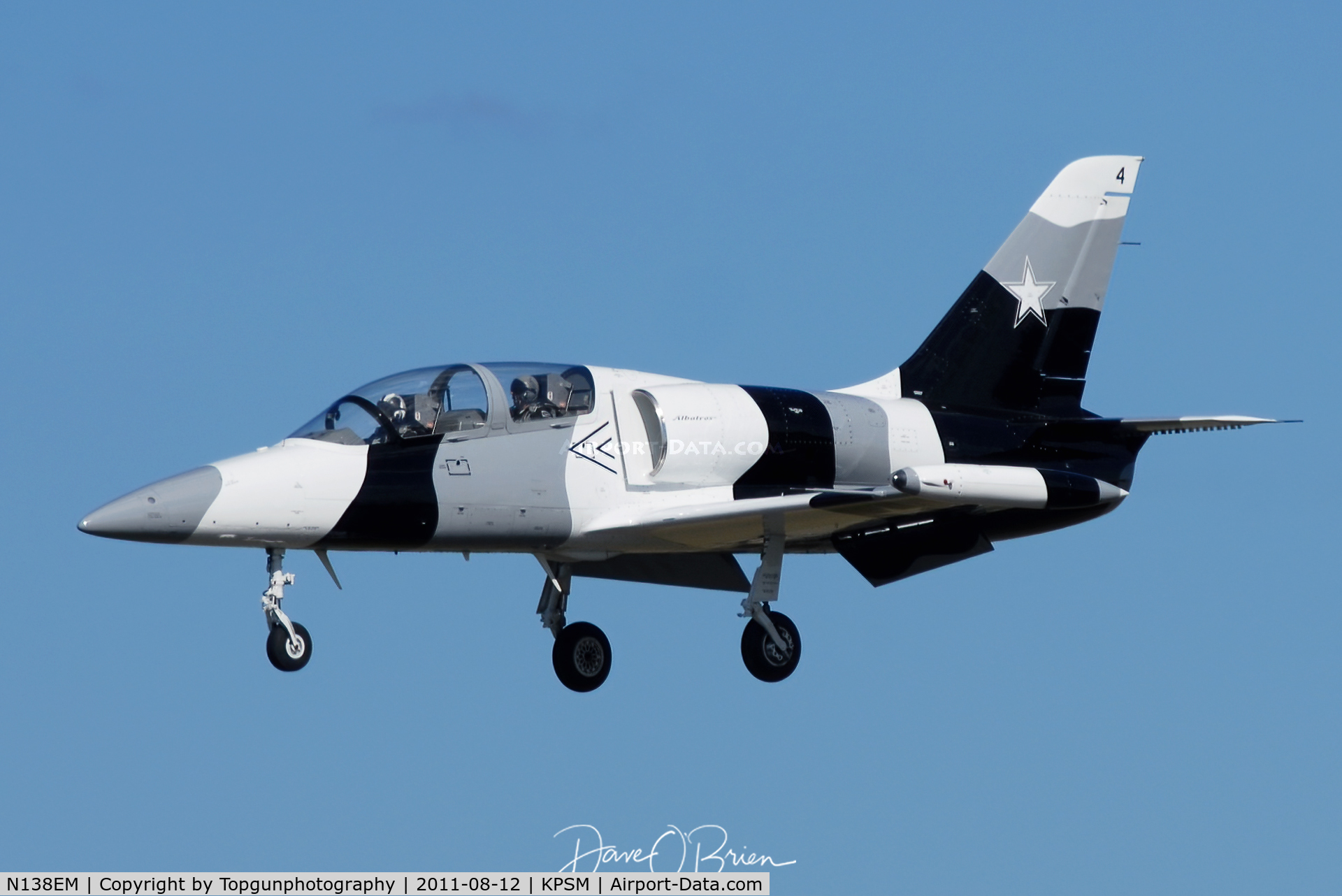 N138EM, Aero L-39 Albatros C/N PA 831106, Heavy Metal Jet Team #4